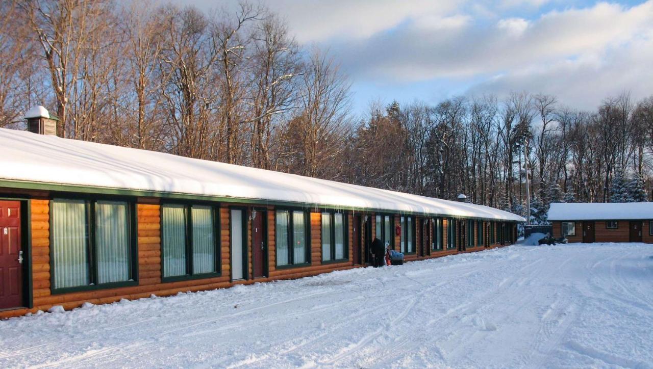 Adirondack Lodge אולד פורג' מראה חיצוני תמונה