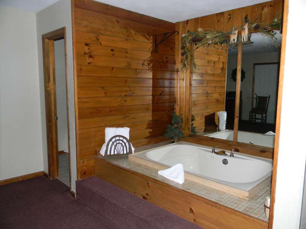 Adirondack Lodge אולד פורג' חדר תמונה
